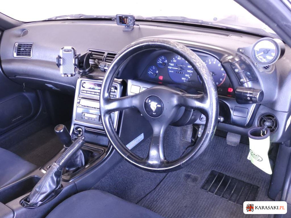 Nissan Skyline 1991 z aukcji japońskiej