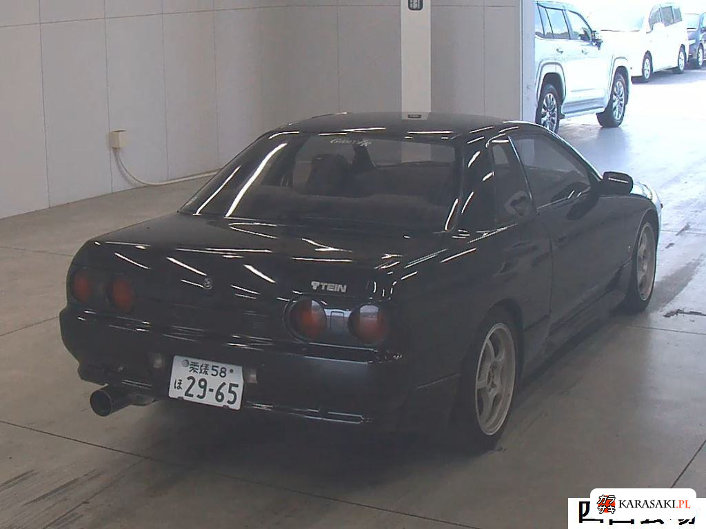 Nissan Skyline 1991 z aukcji japońskiej