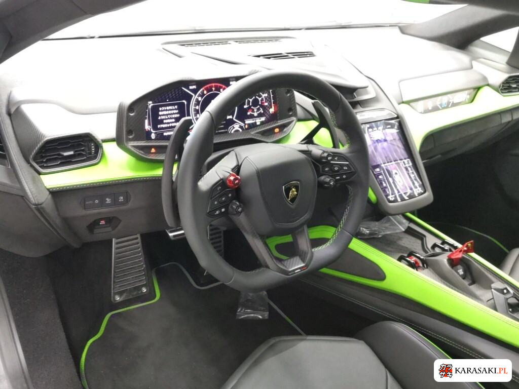 Lamborghini Revuelto 2025 z aukcji japońskiej