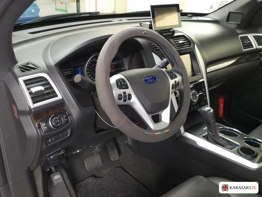 Ford Explorer 2013 z aukcji japońskiej