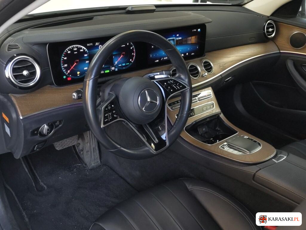 Mercedes-Benz E-Class 2021 z aukcji japońskiej