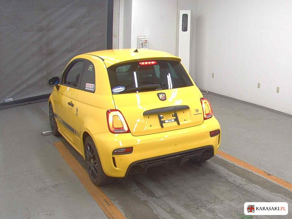 Abarth 595 2017 z aukcji japońskiej
