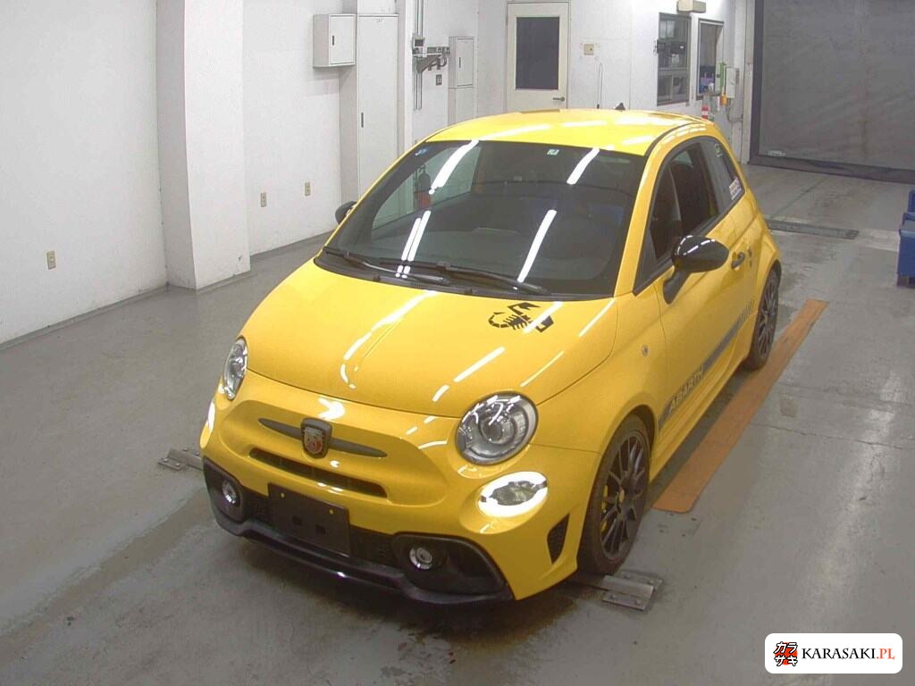 Abarth 595 2017 z aukcji japońskiej