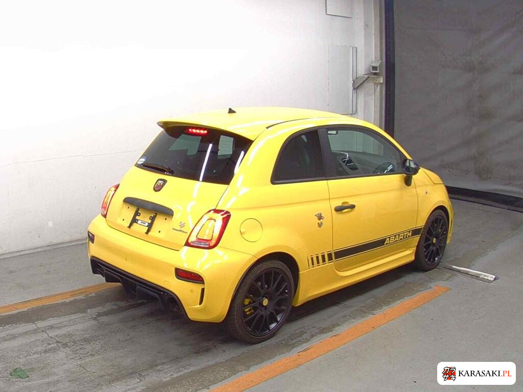 Abarth 595 2017 z aukcji japońskiej