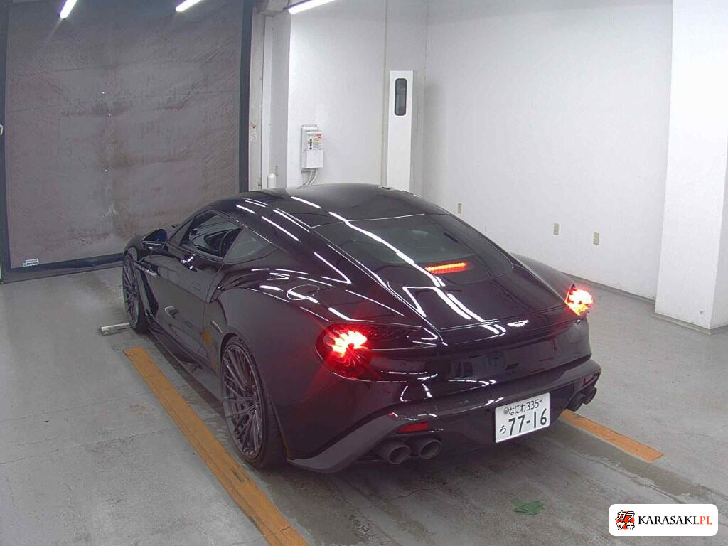 Aston Martin Vanquish 2022 z aukcji japońskiej