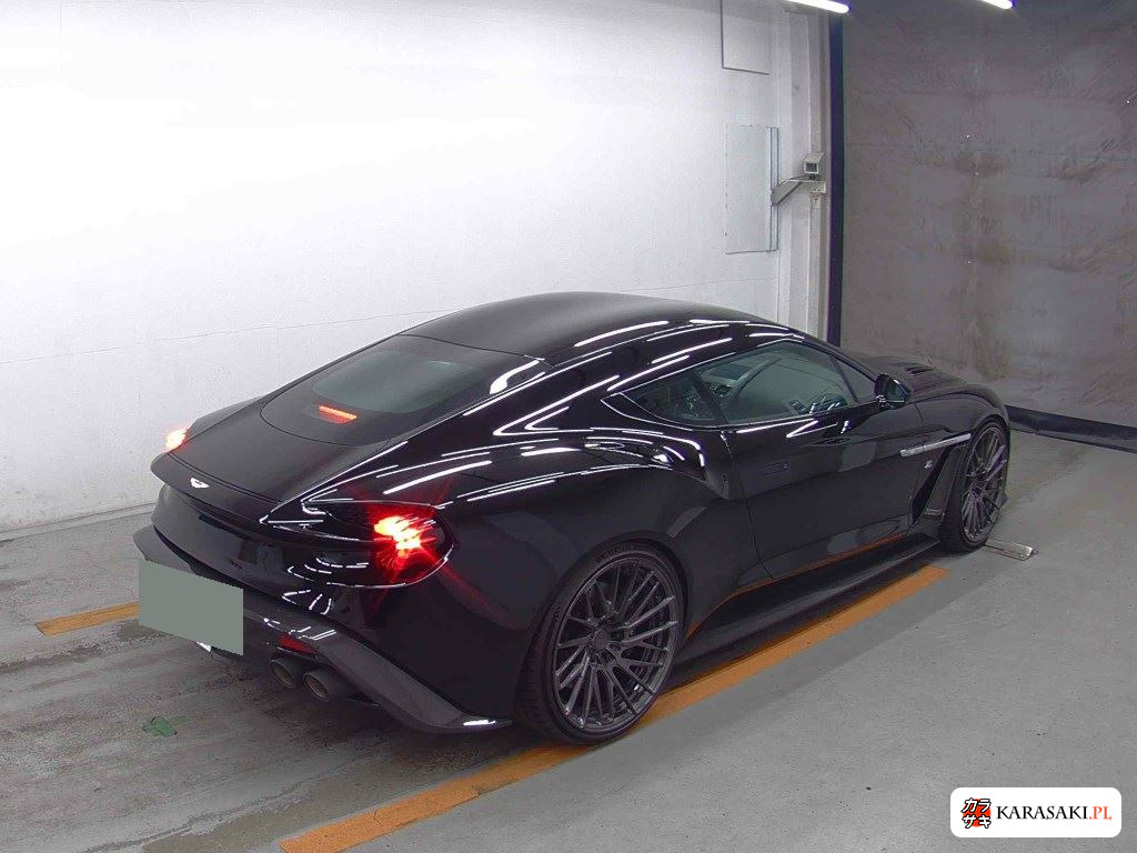 Aston Martin Vanquish 2022 z aukcji japońskiej