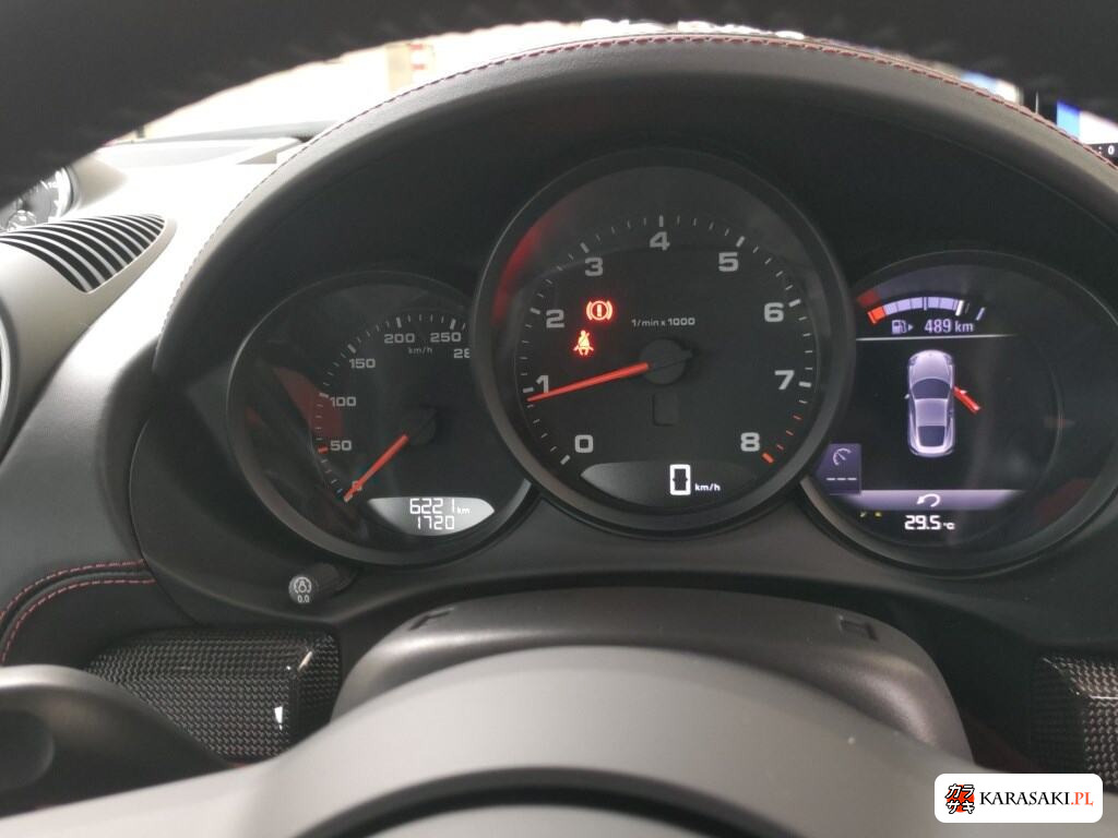 Porsche 718 Cayman 2025 z aukcji japońskiej