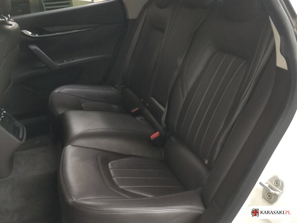 Maserati Quattroporte 2014 z aukcji japońskiej