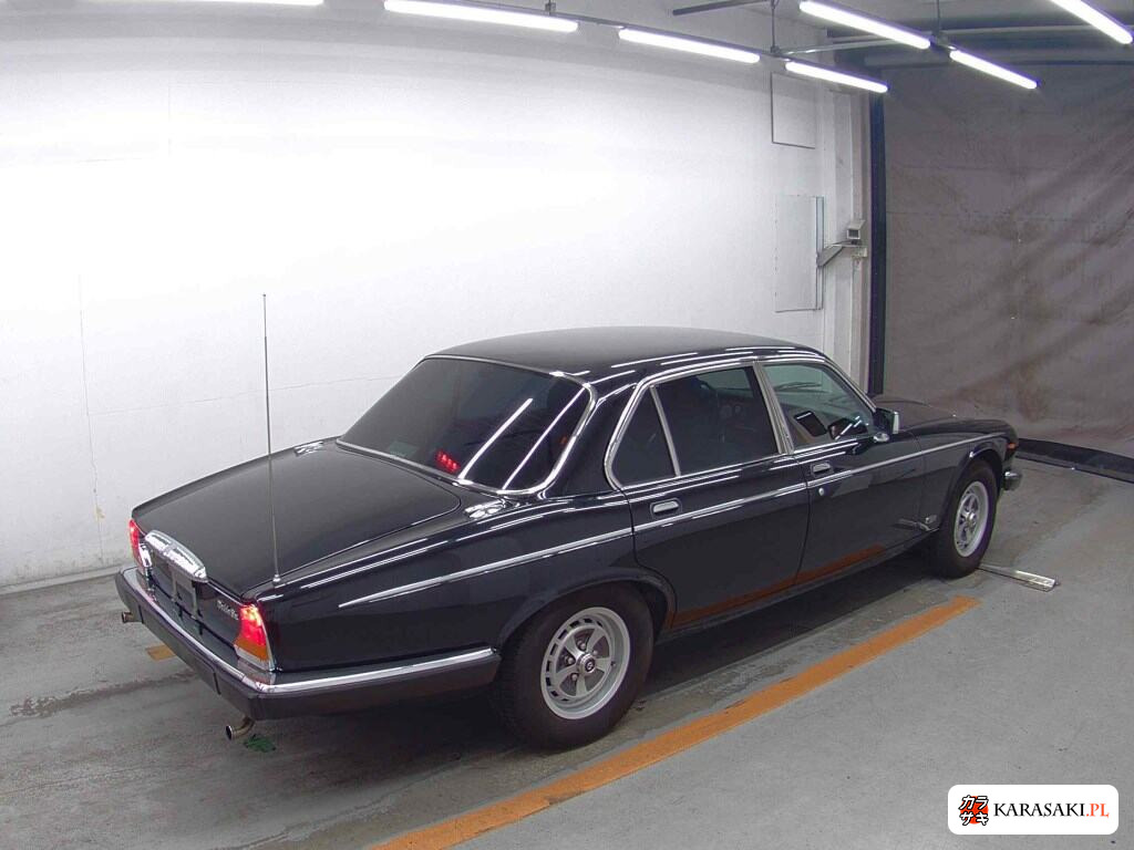 Daimler Daimler 1991 z aukcji japońskiej