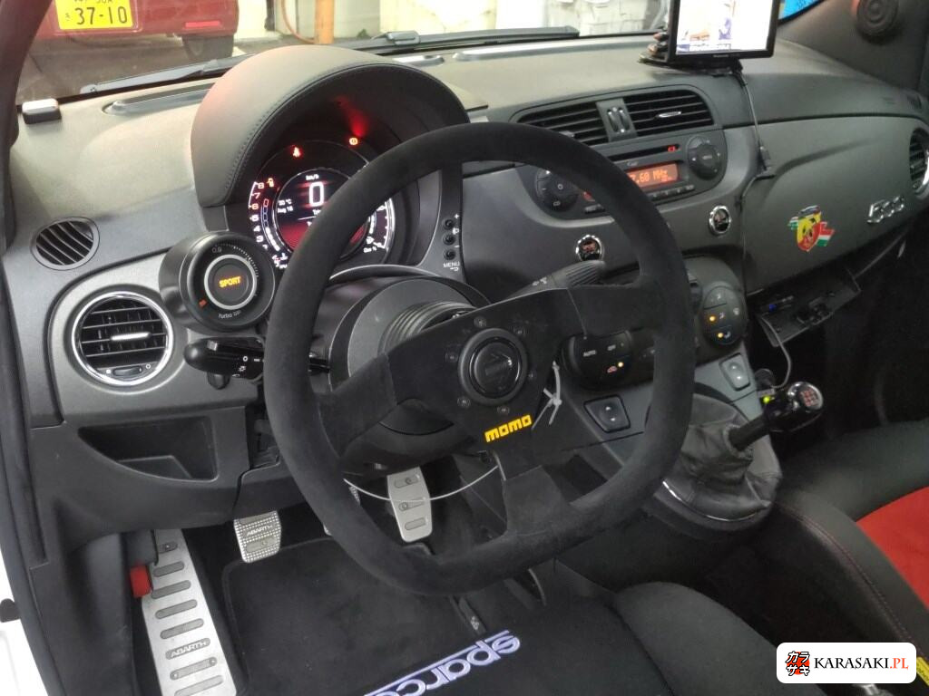 Abarth 595 2015 z aukcji japońskiej