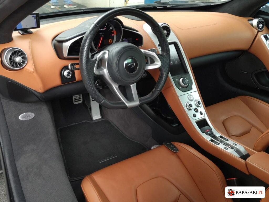 McLaren 650S Spider 2015 z aukcji japońskiej