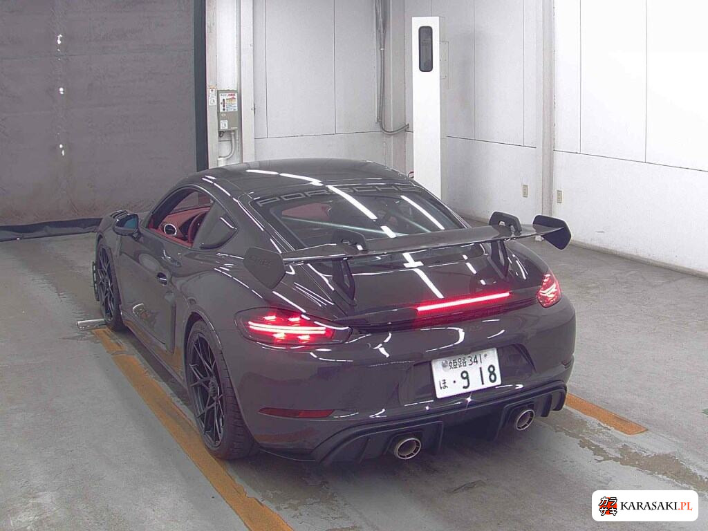 Porsche 718 Cayman 2024 z aukcji japońskiej