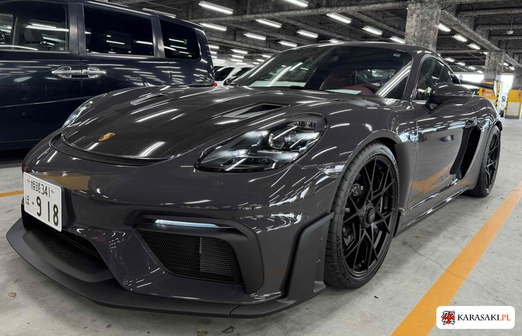 Porsche 718 Cayman 2024 z aukcji japońskiej