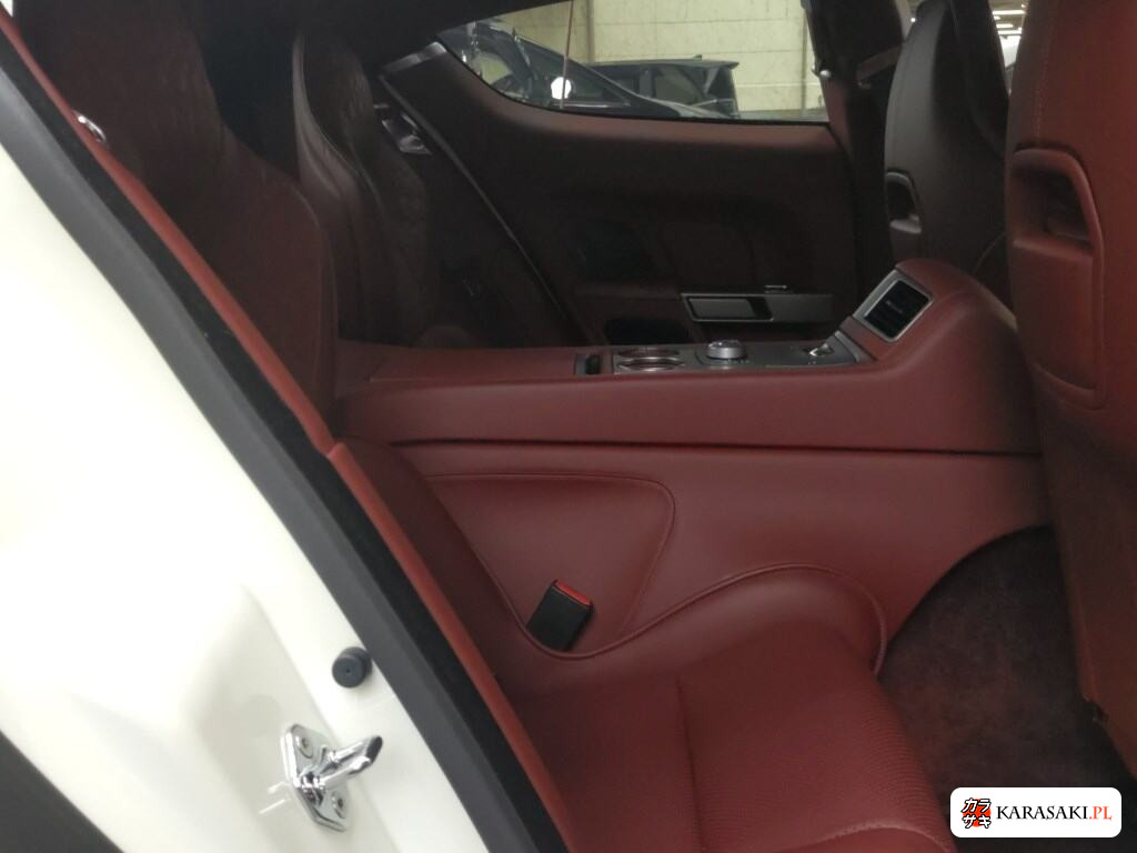 Aston Martin Rapide 2015 z aukcji japońskiej