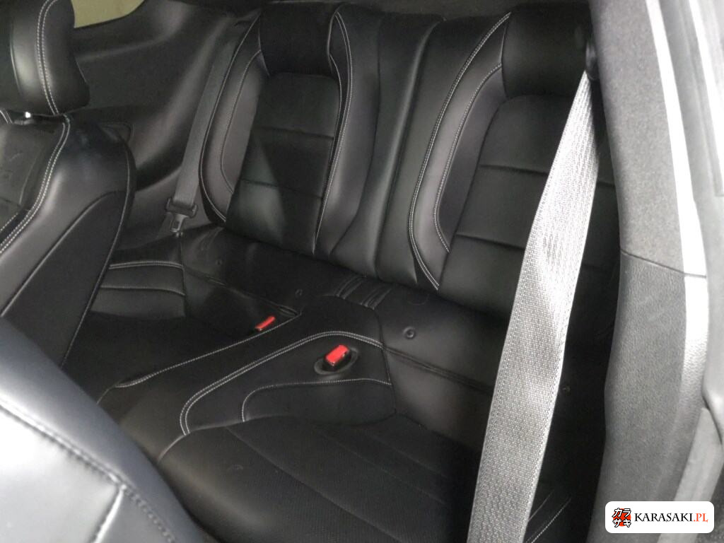 Ford Mustang 2015 z aukcji japońskiej