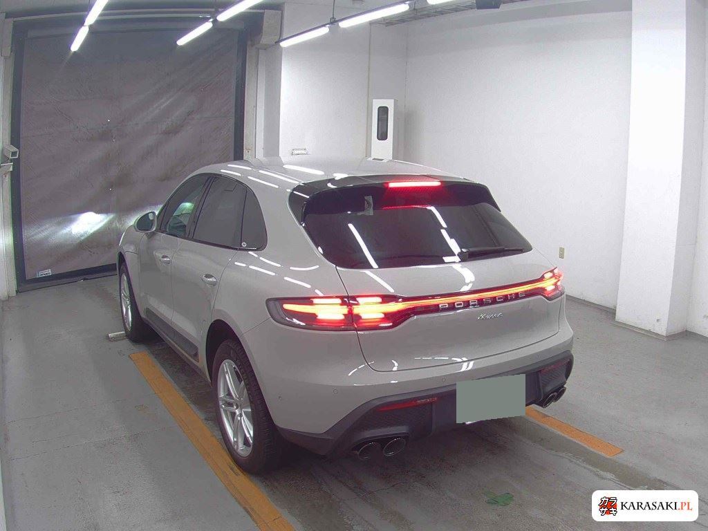 Porsche Macan 2024 z aukcji japońskiej