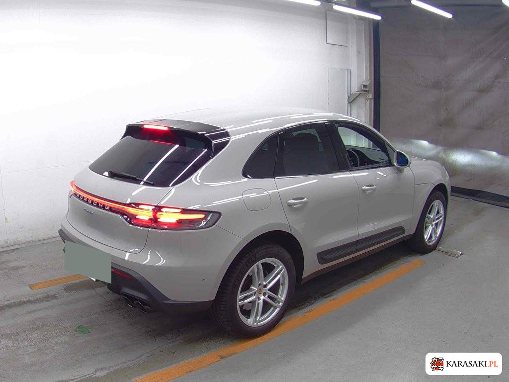 Porsche Macan 2024 z aukcji japońskiej