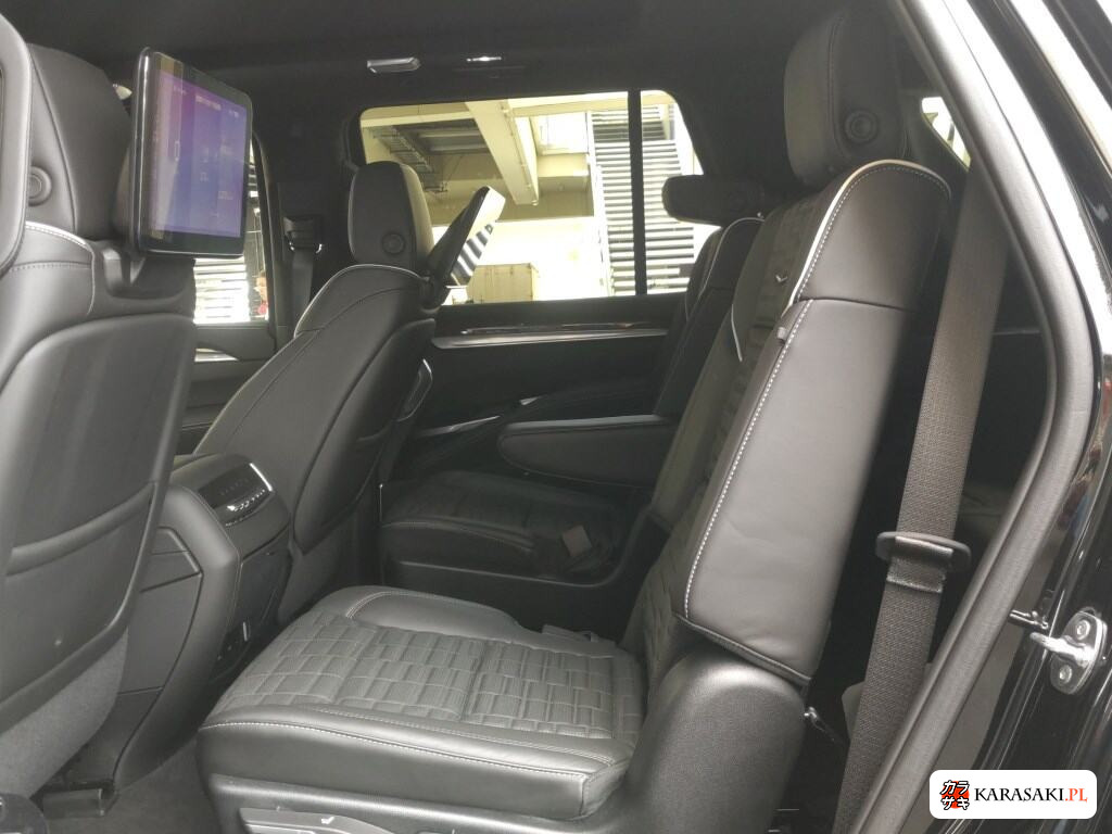 Cadillac Escalade 2025 z aukcji japońskiej