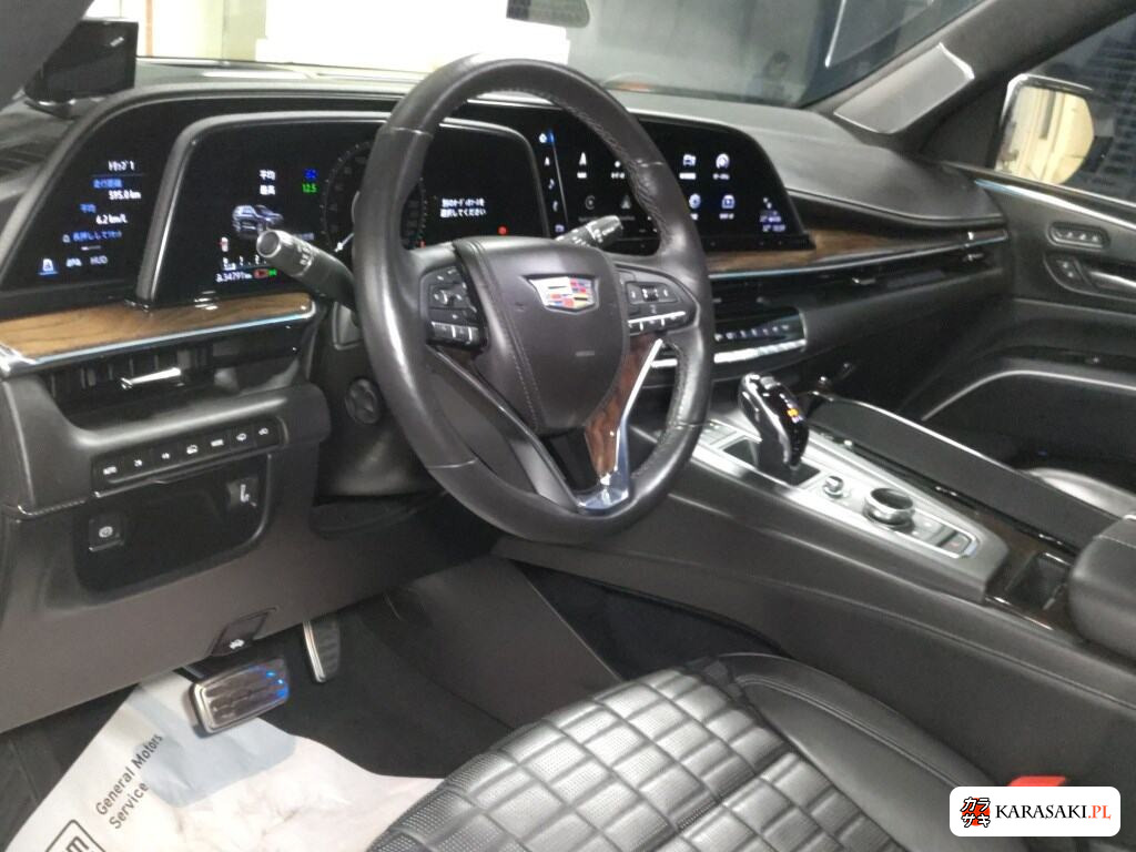 Cadillac Escalade 2022 z aukcji japońskiej