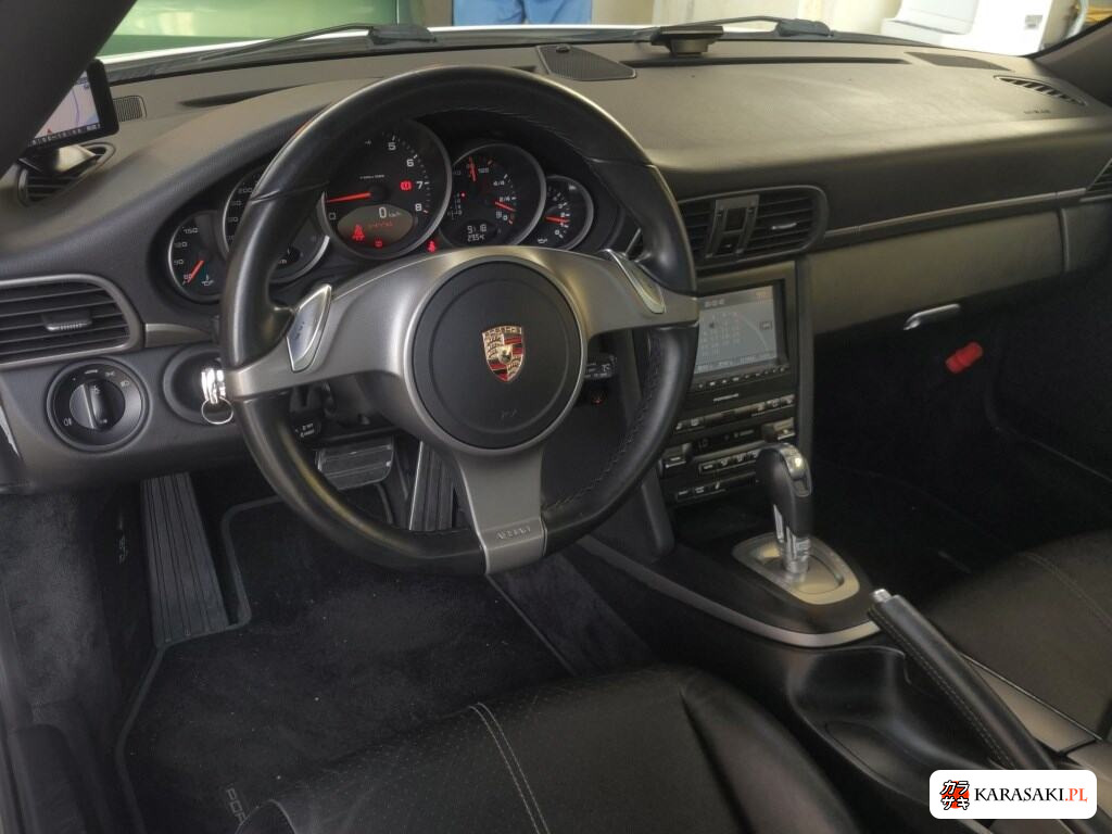 Porsche 911 2009 z aukcji japońskiej