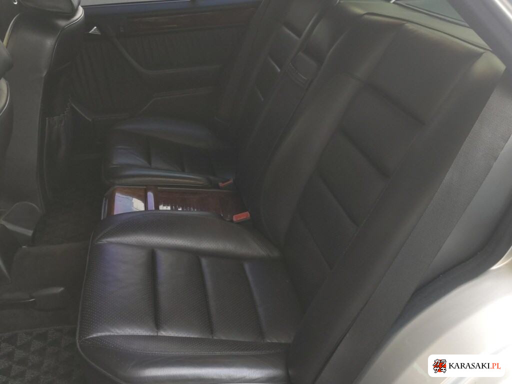 Mercedes-Benz Medium Class 1993 z aukcji japońskiej
