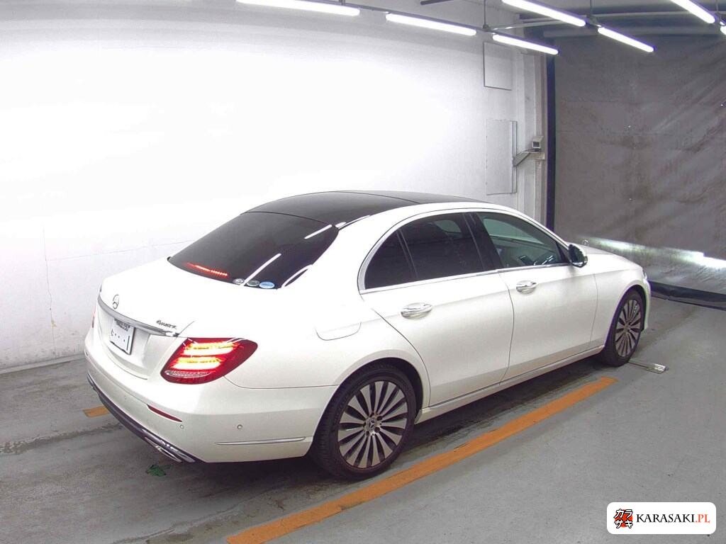 Mercedes-Benz E-Class 2019 z aukcji japońskiej