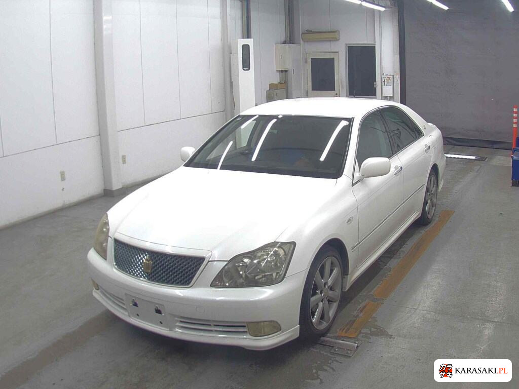 Toyota Crown 2004 z aukcji japońskiej