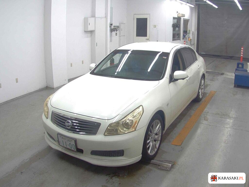 Nissan Skyline 2007 z aukcji japońskiej