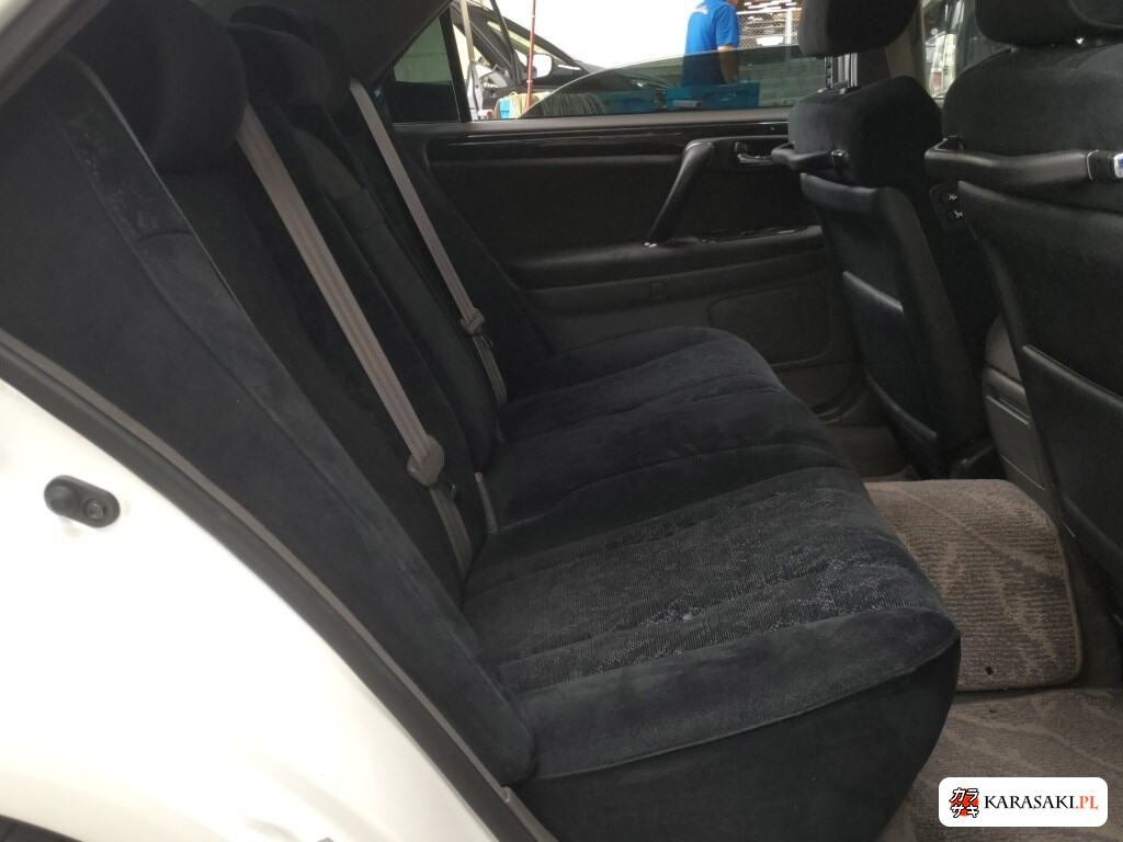 Toyota Crown 2000 z aukcji japońskiej