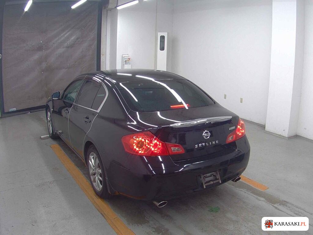 Nissan Skyline 2009 z aukcji japońskiej