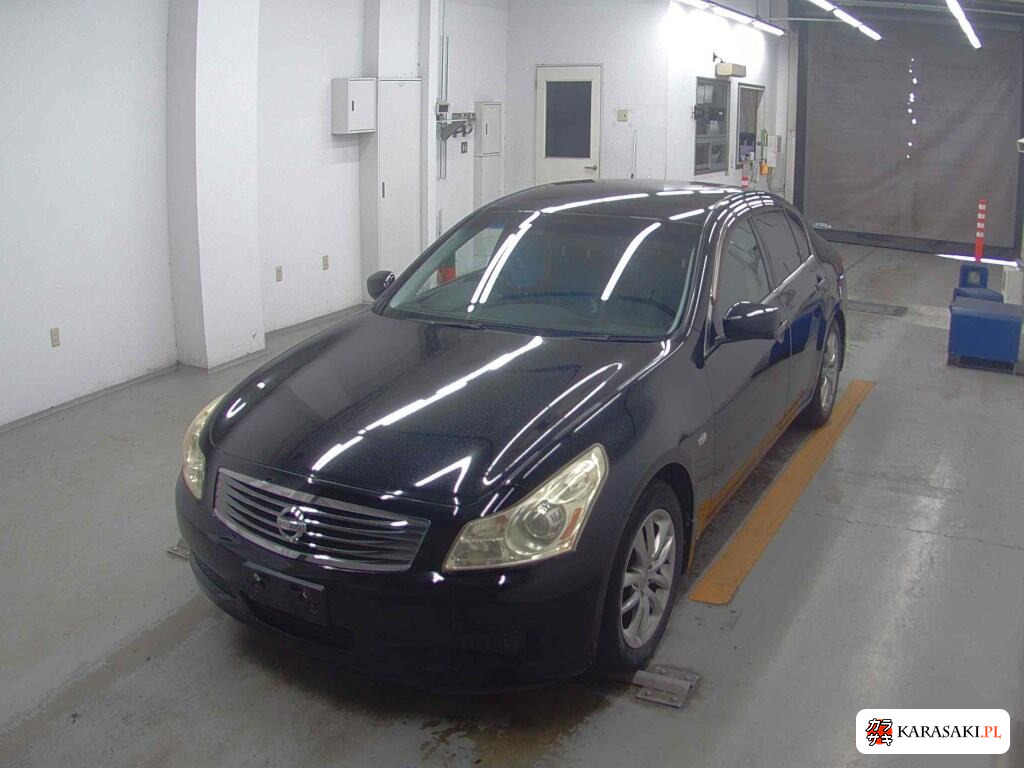 Nissan Skyline 2009 z aukcji japońskiej