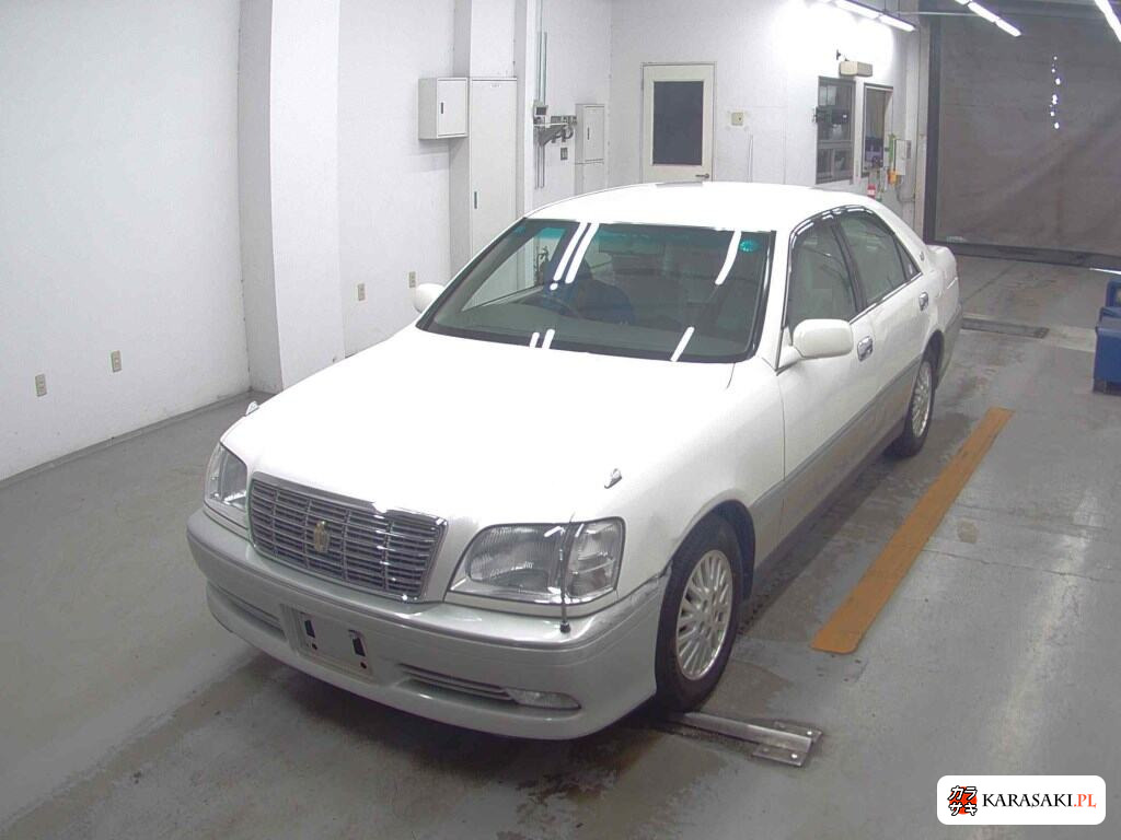 Toyota Crown 2001 z aukcji japońskiej