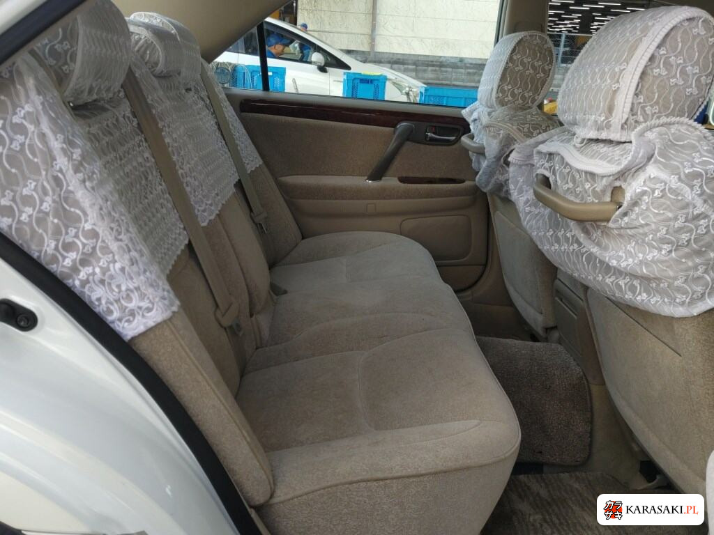 Toyota Crown 2001 z aukcji japońskiej
