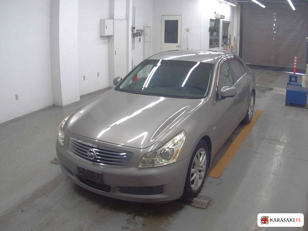 Nissan Skyline 2007 z aukcji japońskiej