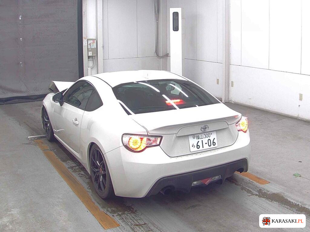 Toyota 86 2014 z aukcji japońskiej