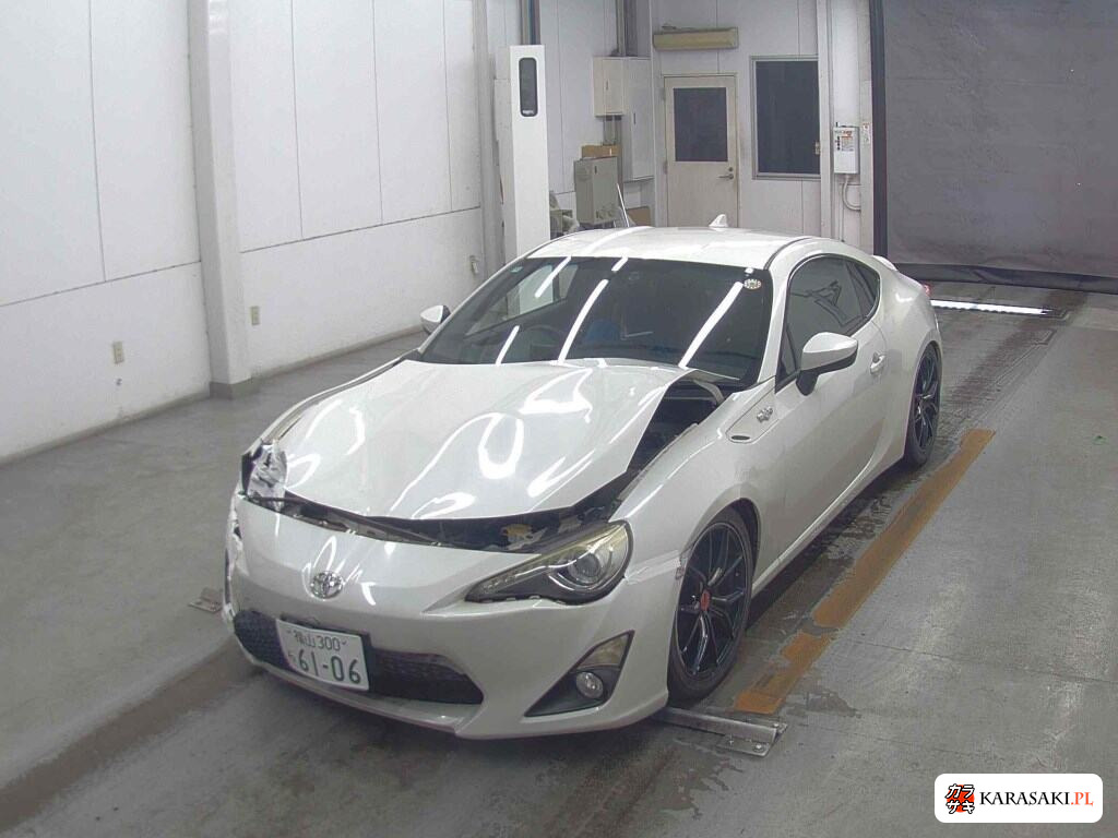 Toyota 86 2014 z aukcji japońskiej