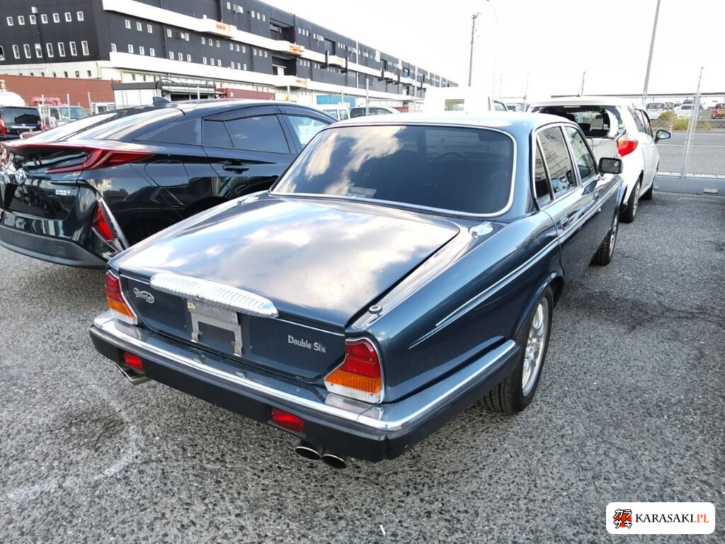 Daimler Daimler 1991 z aukcji japońskiej