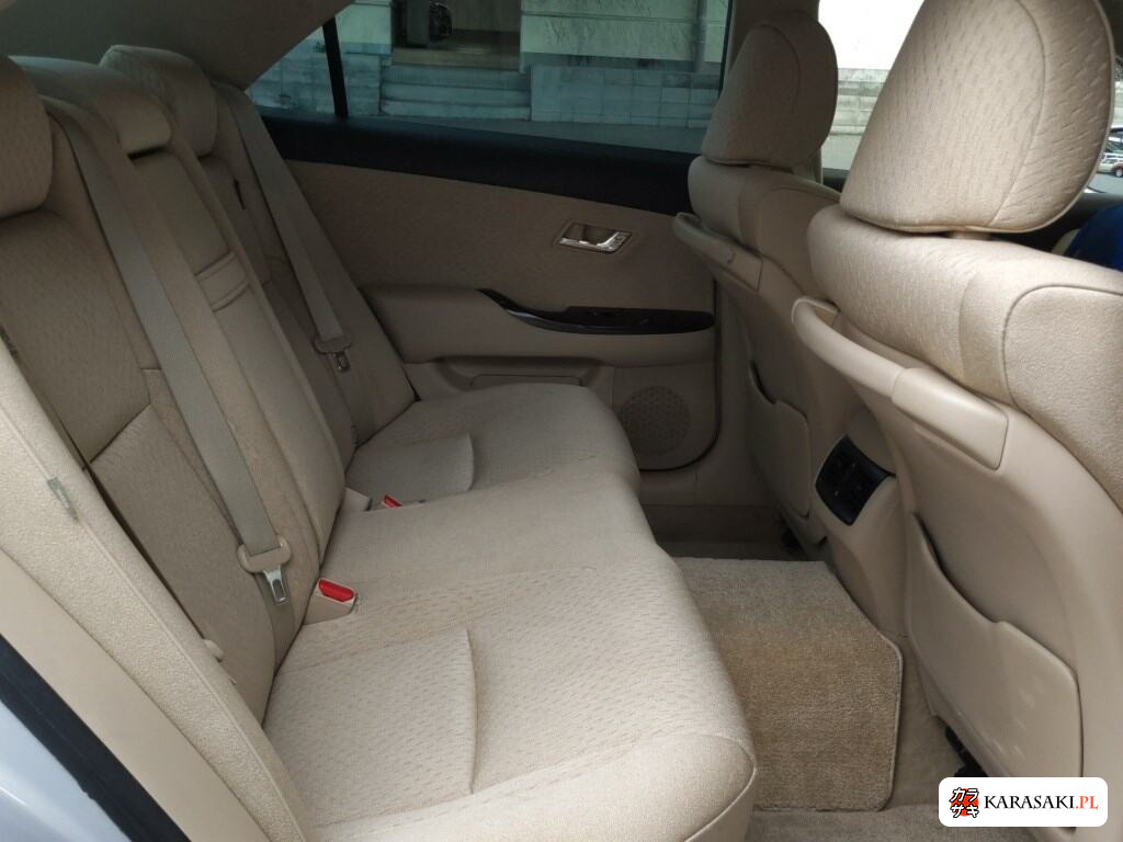 Toyota Crown 2008 z aukcji japońskiej