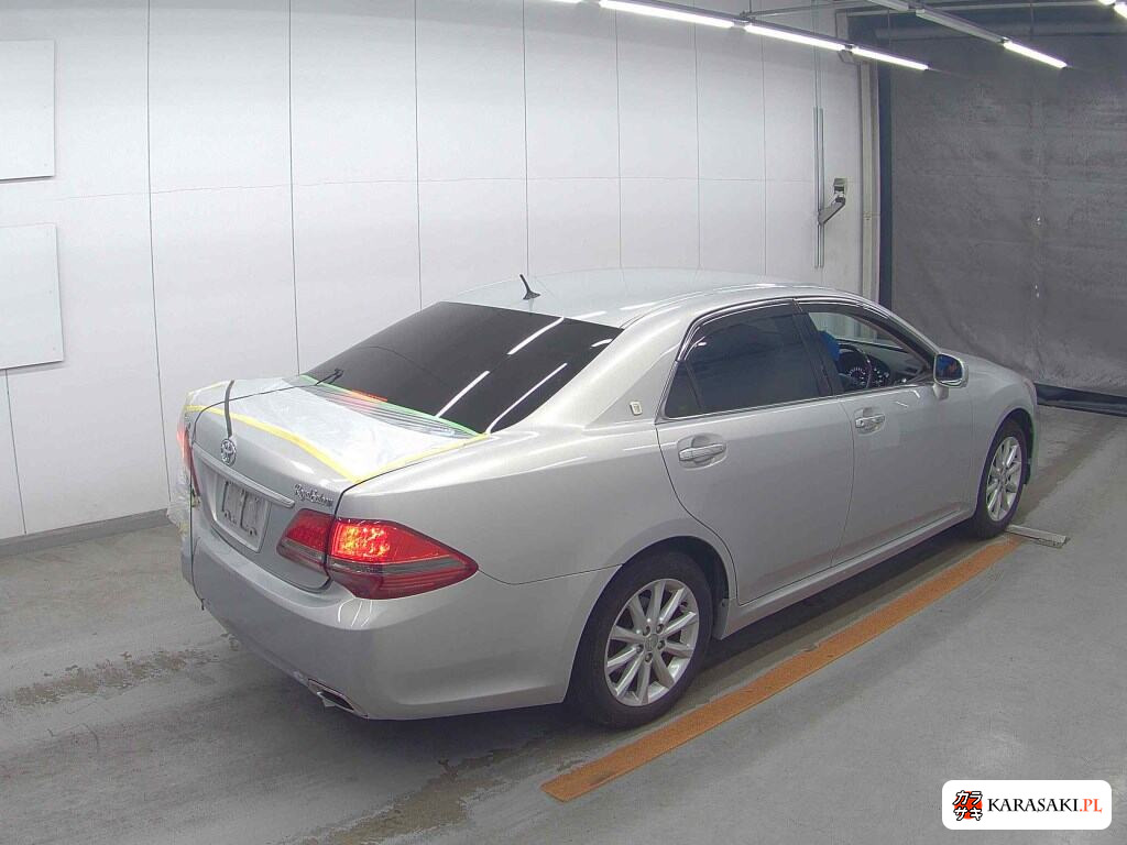 Toyota Crown 2008 z aukcji japońskiej