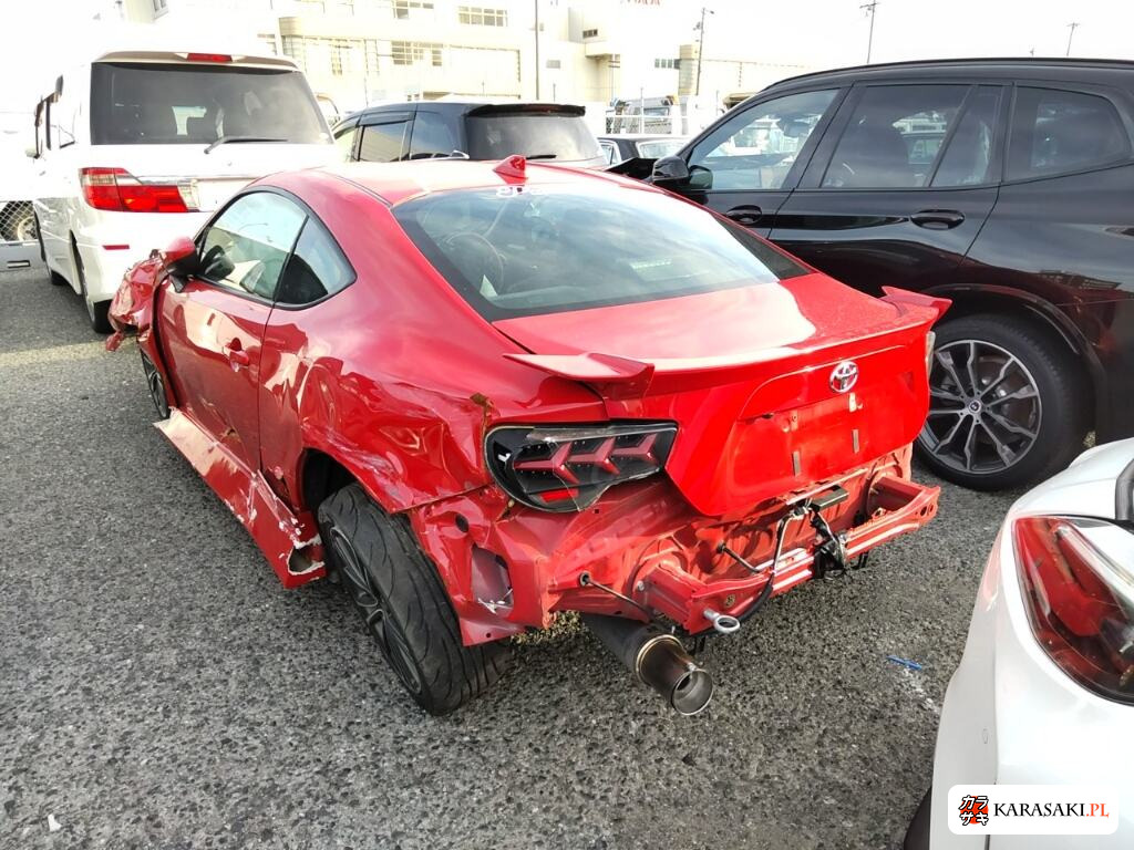 Toyota 86 2015 z aukcji japońskiej