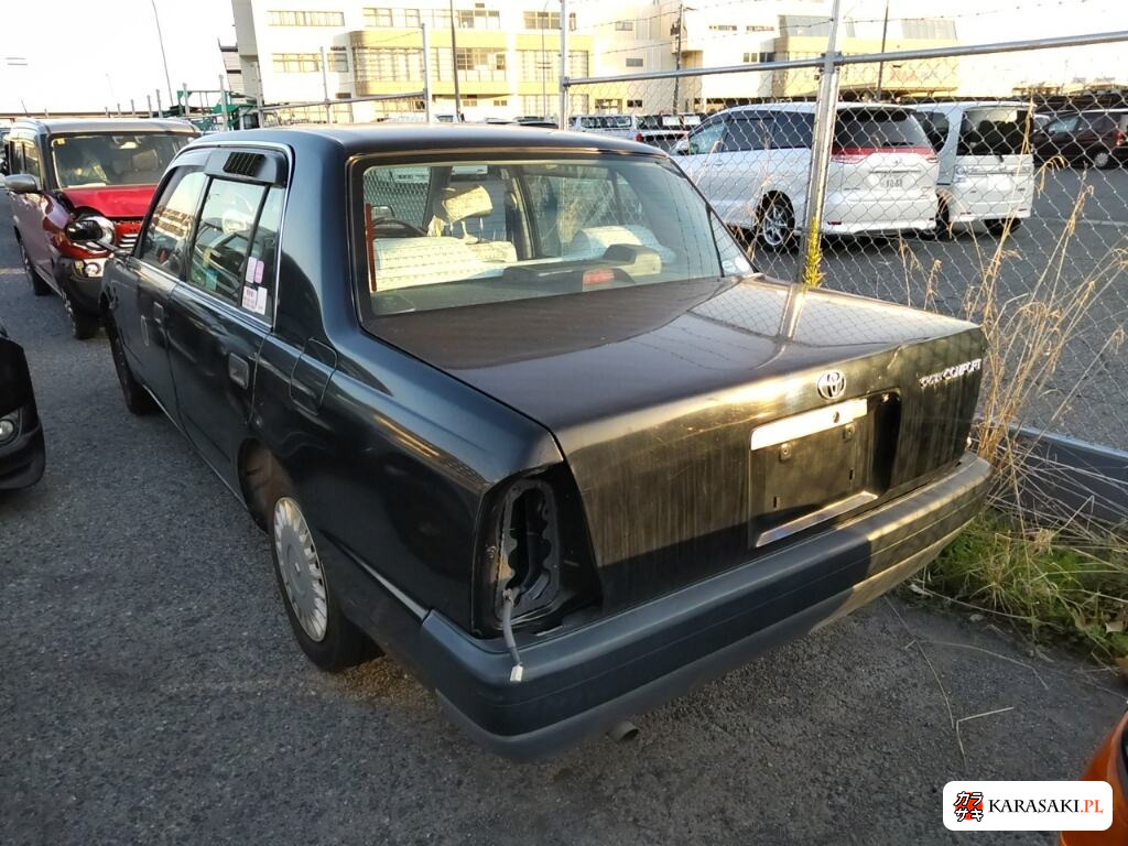 Toyota Crown Comfort 2011 z aukcji japońskiej