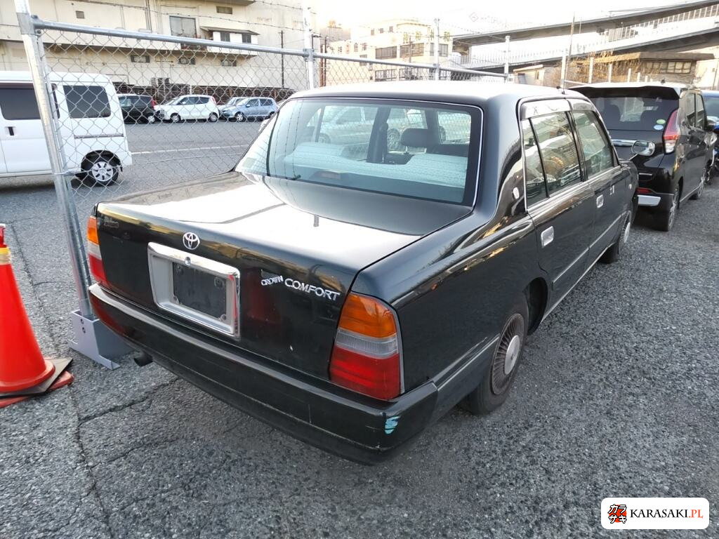 Toyota Crown Comfort 2008 z aukcji japońskiej