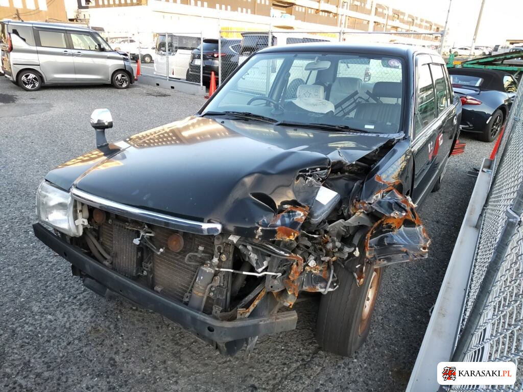 Toyota Crown Comfort 2008 z aukcji japońskiej