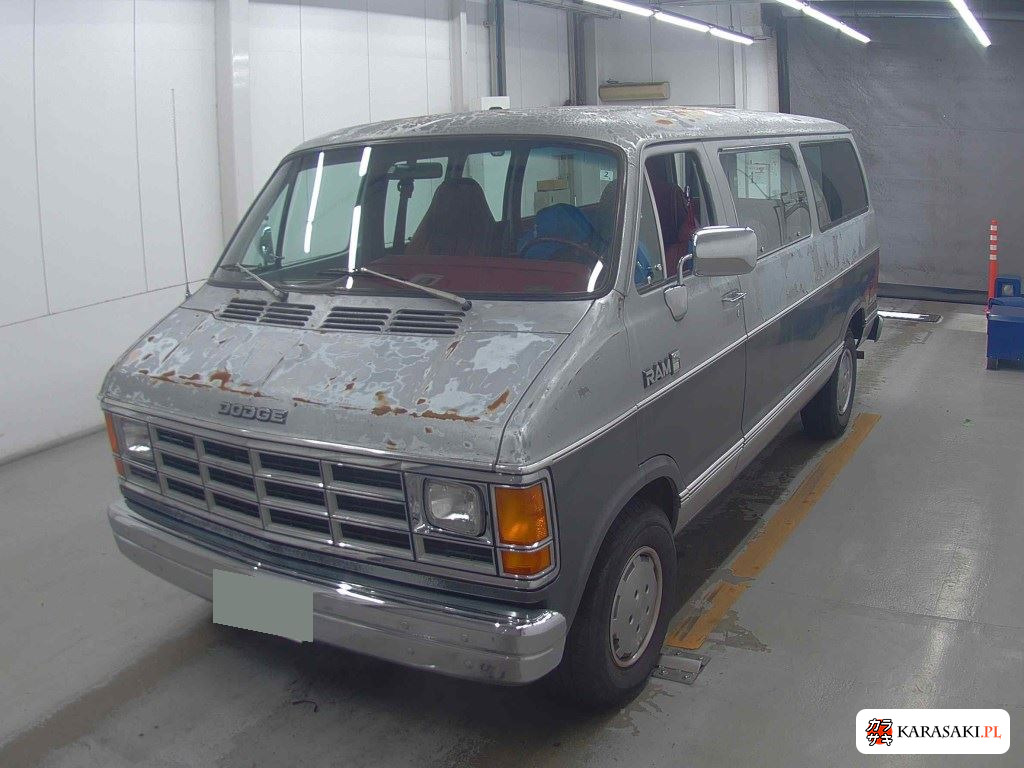 2025 Dodge Van B250 3