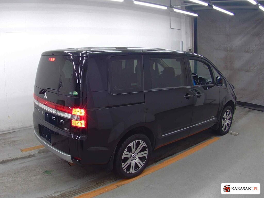 2017 Mitsubishi Delica D:5 4WD D Power Package 4
