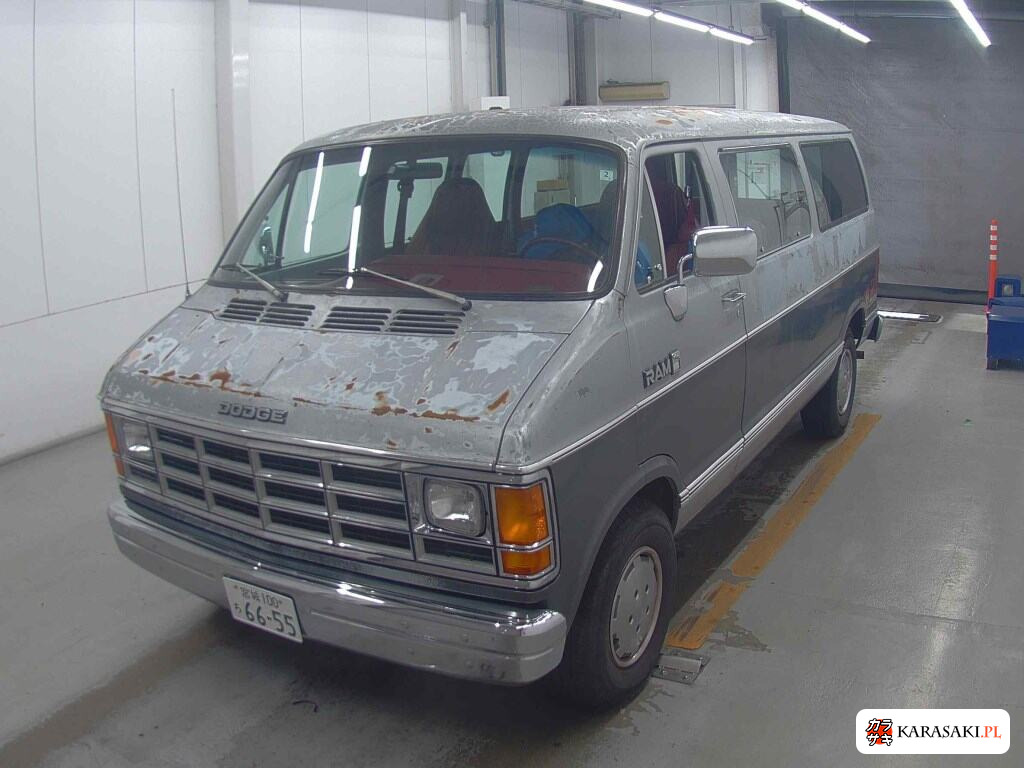 2025 Dodge Van B250 3