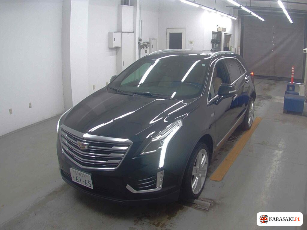 2017 Cadillac XT5 Crossover 4WD Luxury 3