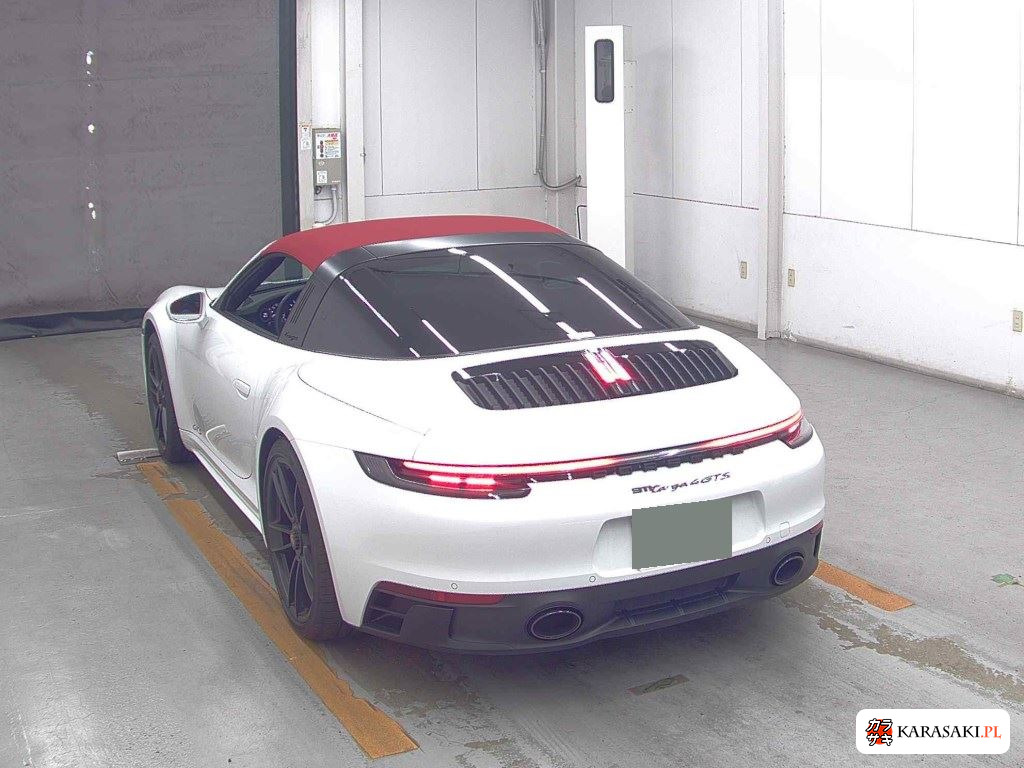 Porsche 911 2024 z aukcji japońskiej