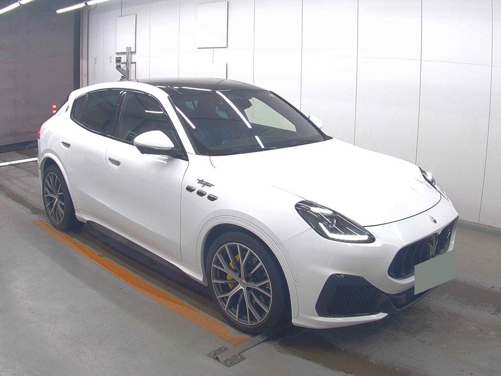 Maserati Grecale 2024 z aukcji japońskiej