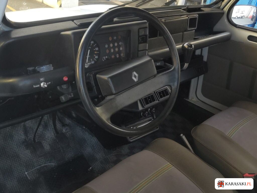 1994 Renault 4 5D GTL 5